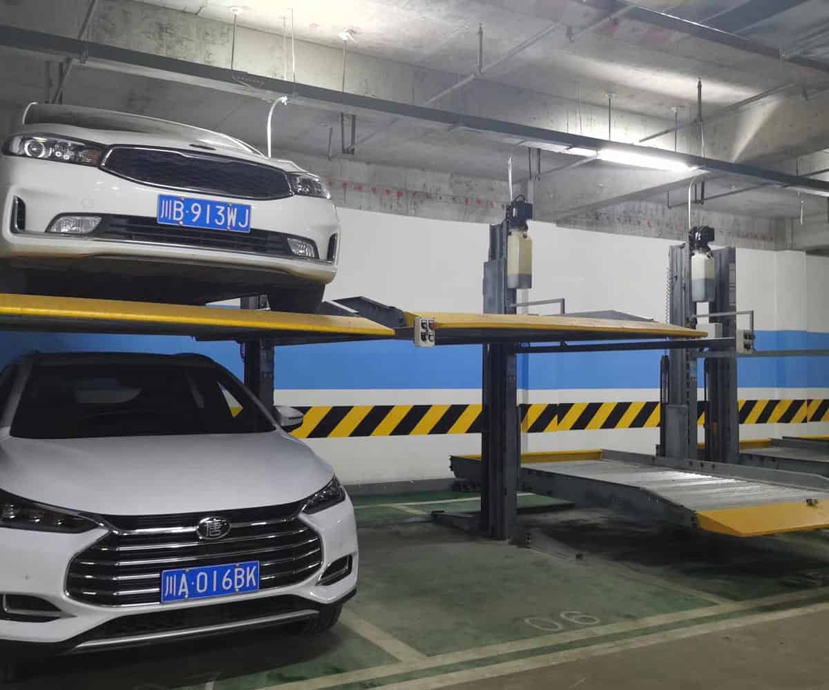 貴定縣四柱簡易升降類機(jī)械車庫租賃