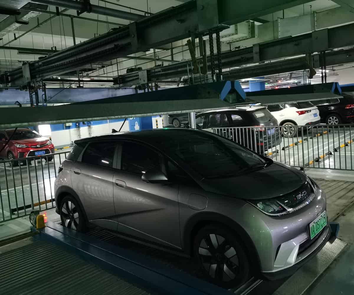 道真縣負一正三地坑PSH4D1四層升降橫移機械式停車設(shè)備